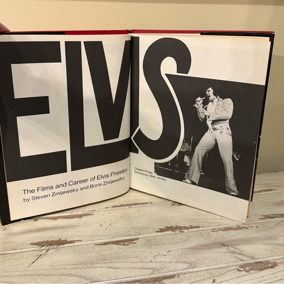 Elvis: The Films and Career of Elvis Presley by Steven and Boris Zmijewsky - Picture 5 of 10